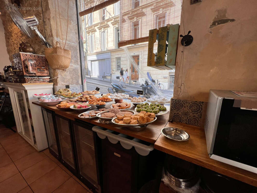 Commerce à MARSEILLE-1E