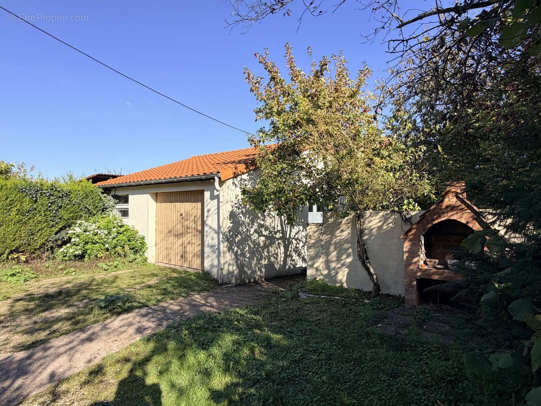 Maison à JAUNAY-CLAN