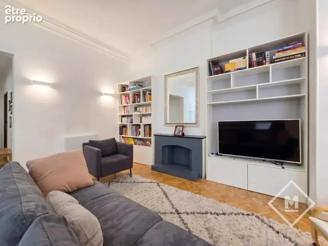 Superbe appartement T4 de 92m² avec climatisation, au 1er étage à Marseille 8ème - Carré d'Or - photo 6