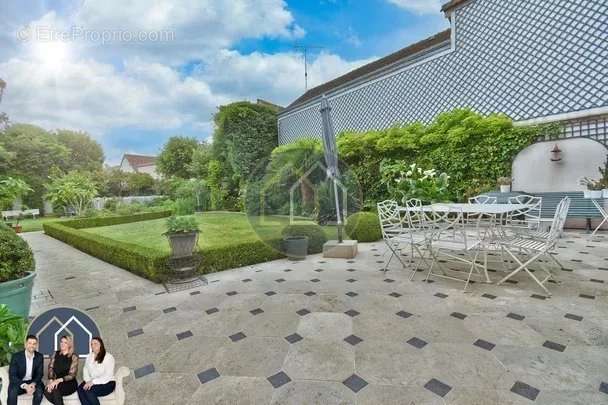 Maison à NOGENT-LE-ROI