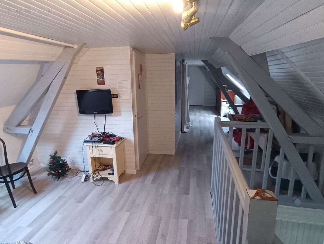 Maison à ESTREES-LES-CRECY