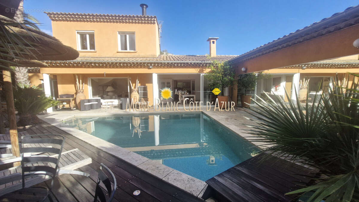 Maison à SAINTE-MAXIME