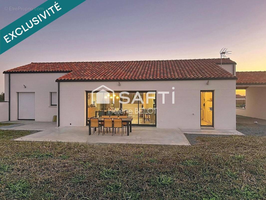 Photo 1 - Maison à CHANTONNAY