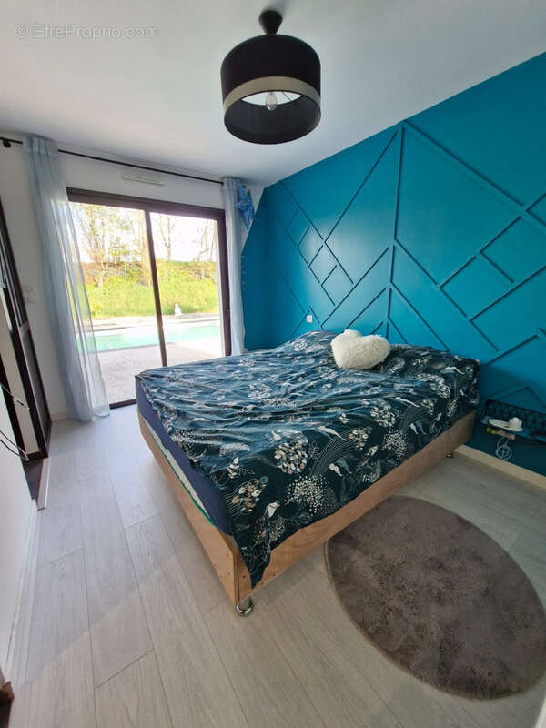 Maison à VILLENAVE-D&#039;ORNON