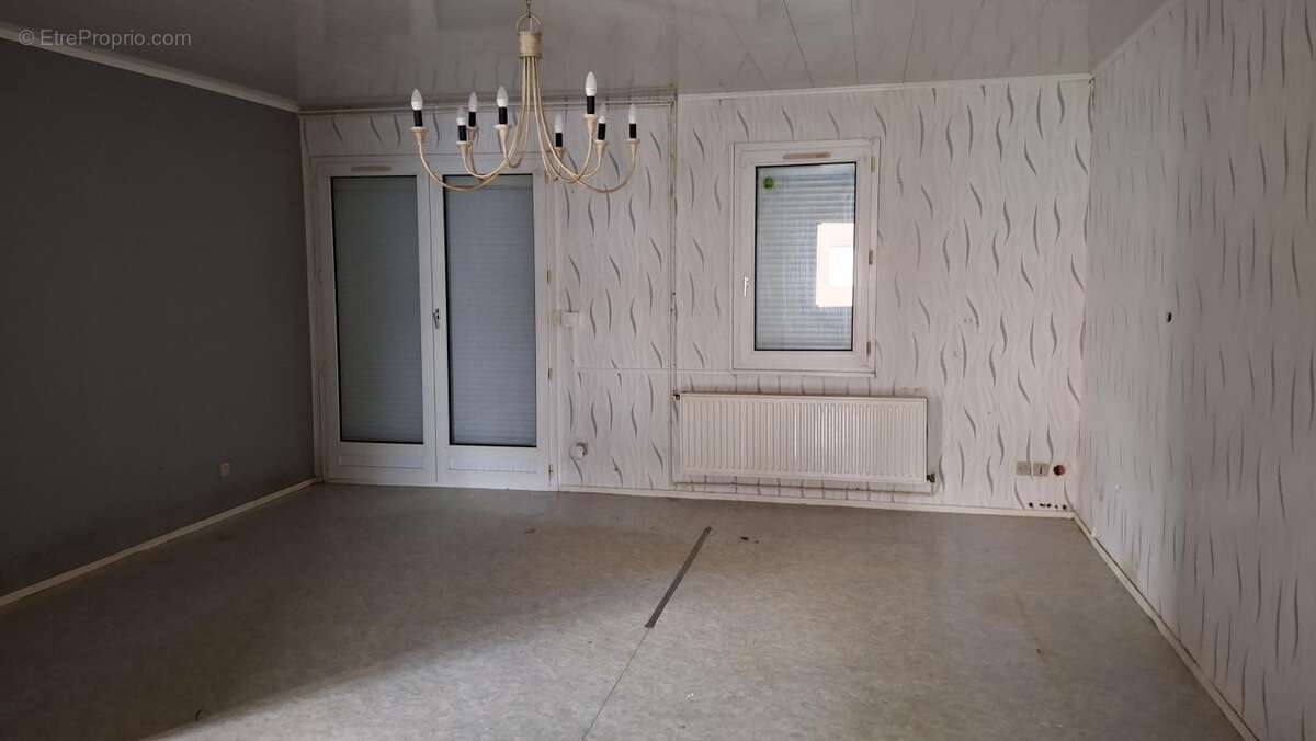 Maison à CALONNE-RICOUART