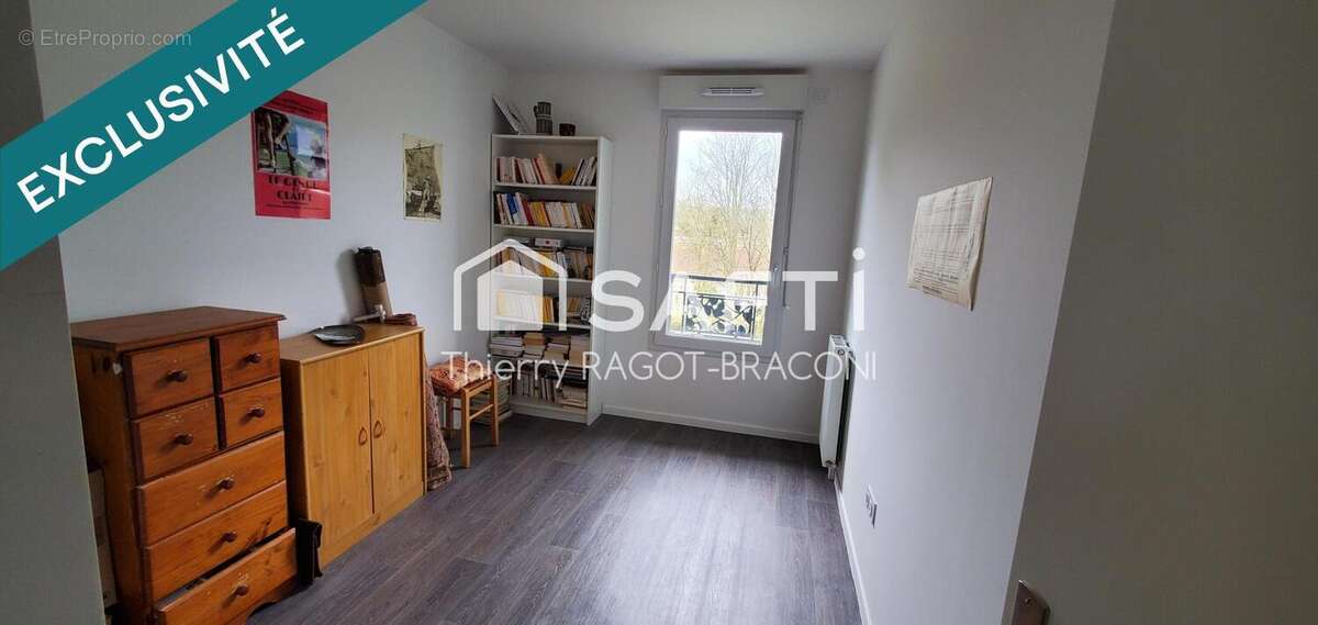 Photo 6 - Appartement à JOUY-LE-MOUTIER