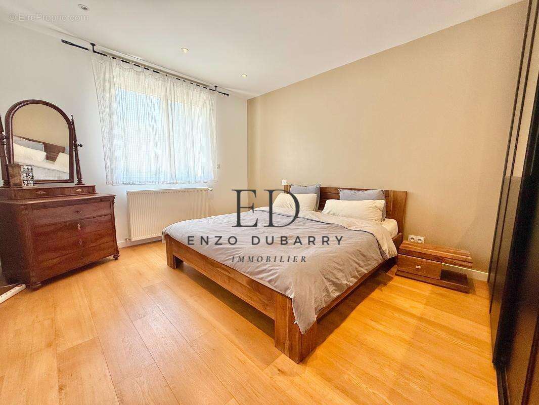 Maison 204 m² à Arcangues  - photo 12