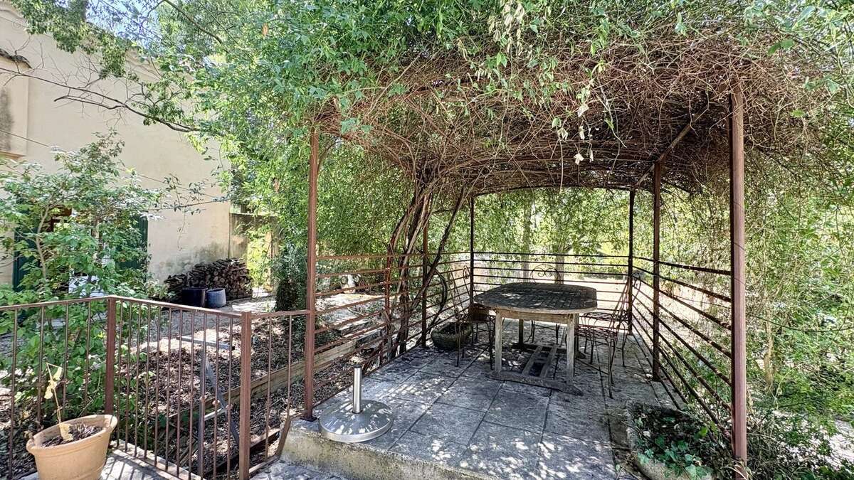 Maison de caratère avec grand jardin entre Carpentras et St Didier - photo 6