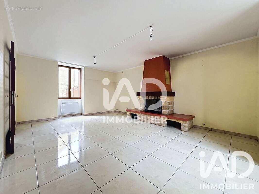Maison 150 m² à Liverdy-En-Brie  - photo 3