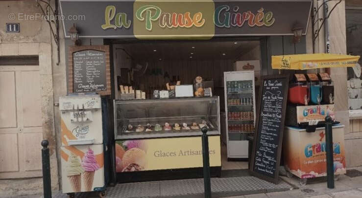 Commerce à SAINT-ROMAIN-EN-VIENNOIS