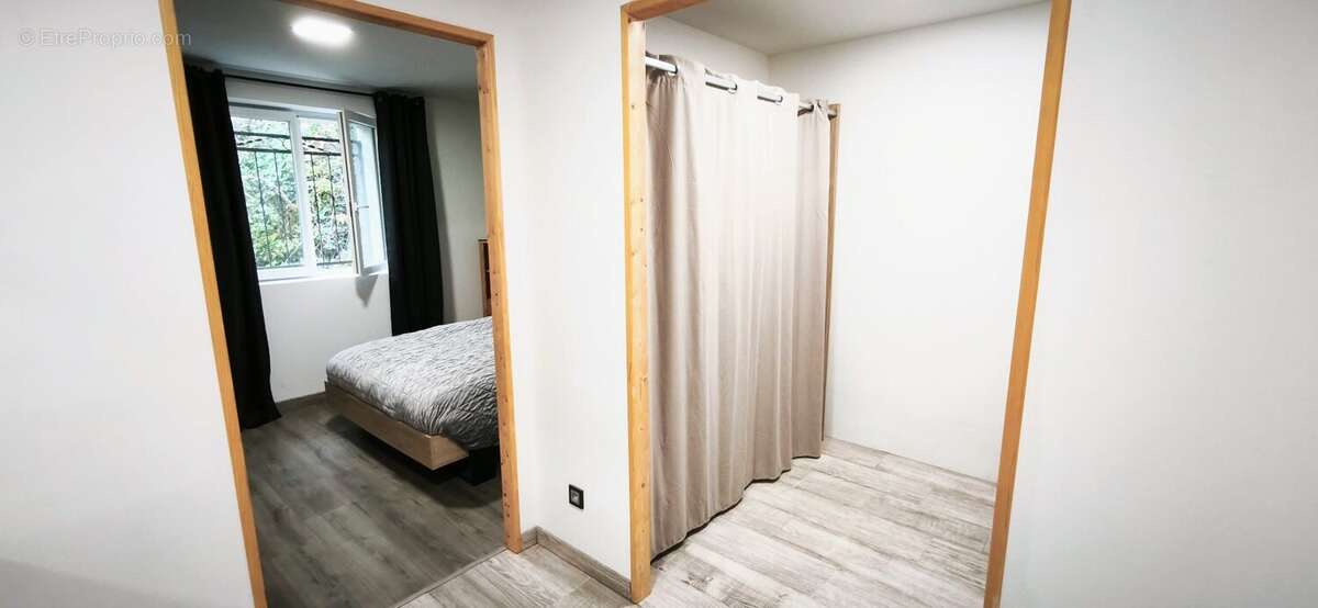Belle maison en pierre rénovée - 163 m² habitables avec piscine et dépendances - photo 9