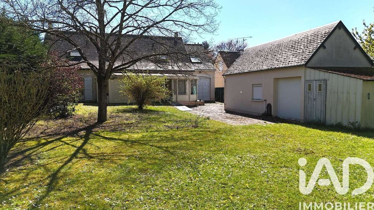 Maison 225 m² à Bou  - photo 4