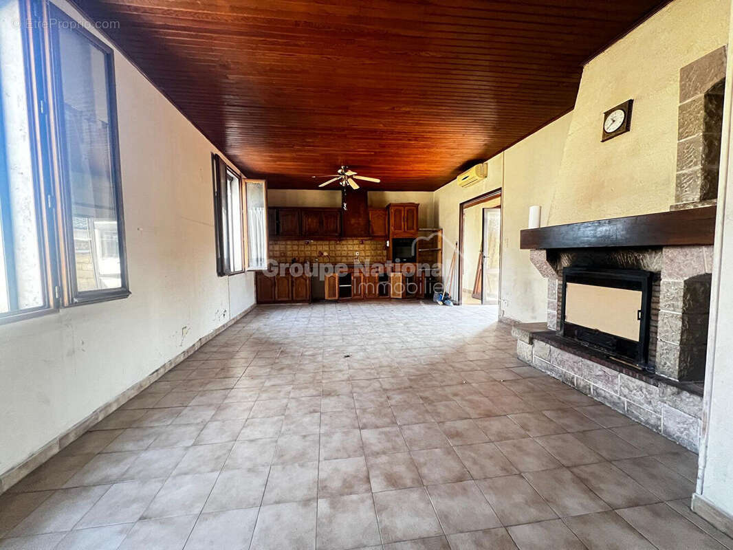 Maison à AIGUES-MORTES