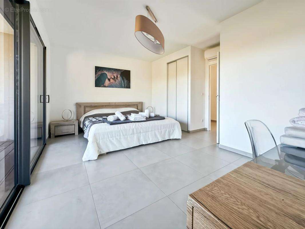 Appartement à LECCI