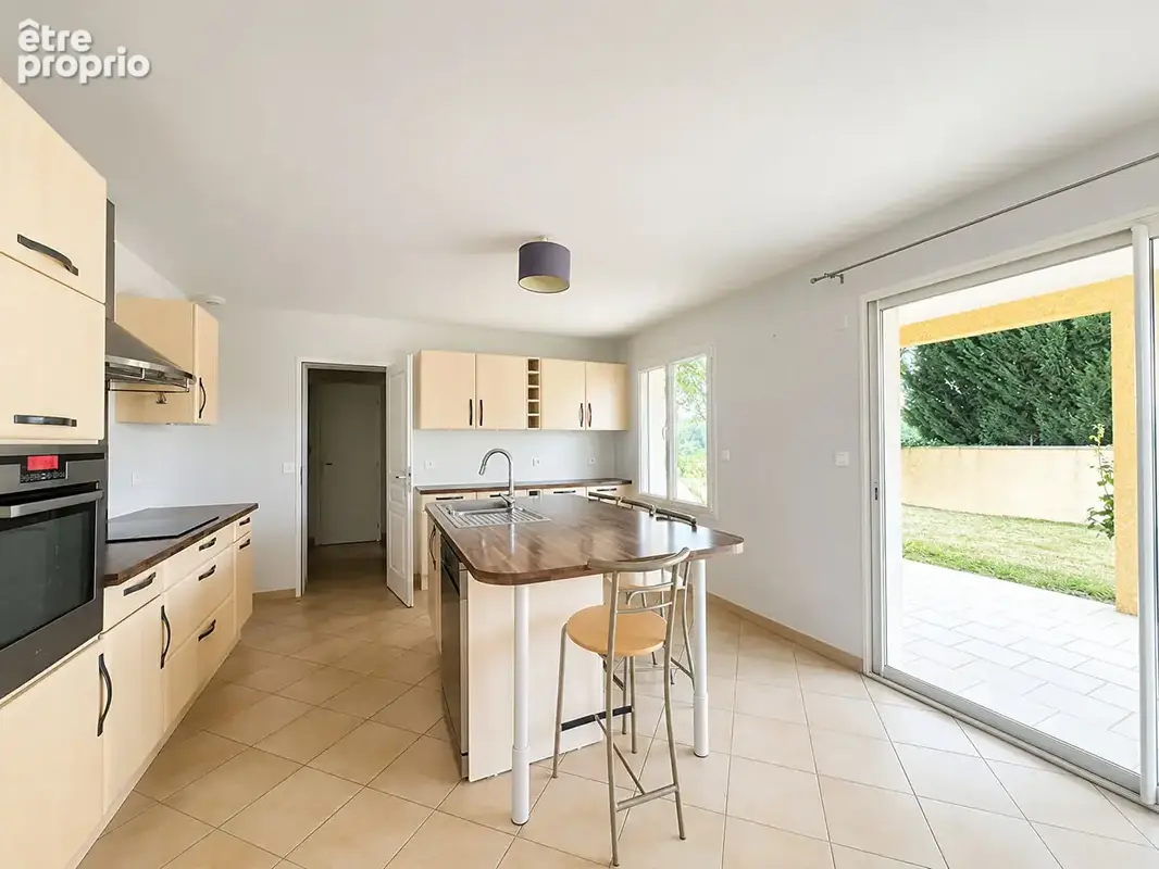 Maison récente, 148 m², 4 chambres à lucgarier - photo 6