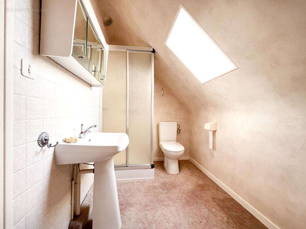 Maison Courmemin 8 pièce(s) 173.06 m2 - photo 13