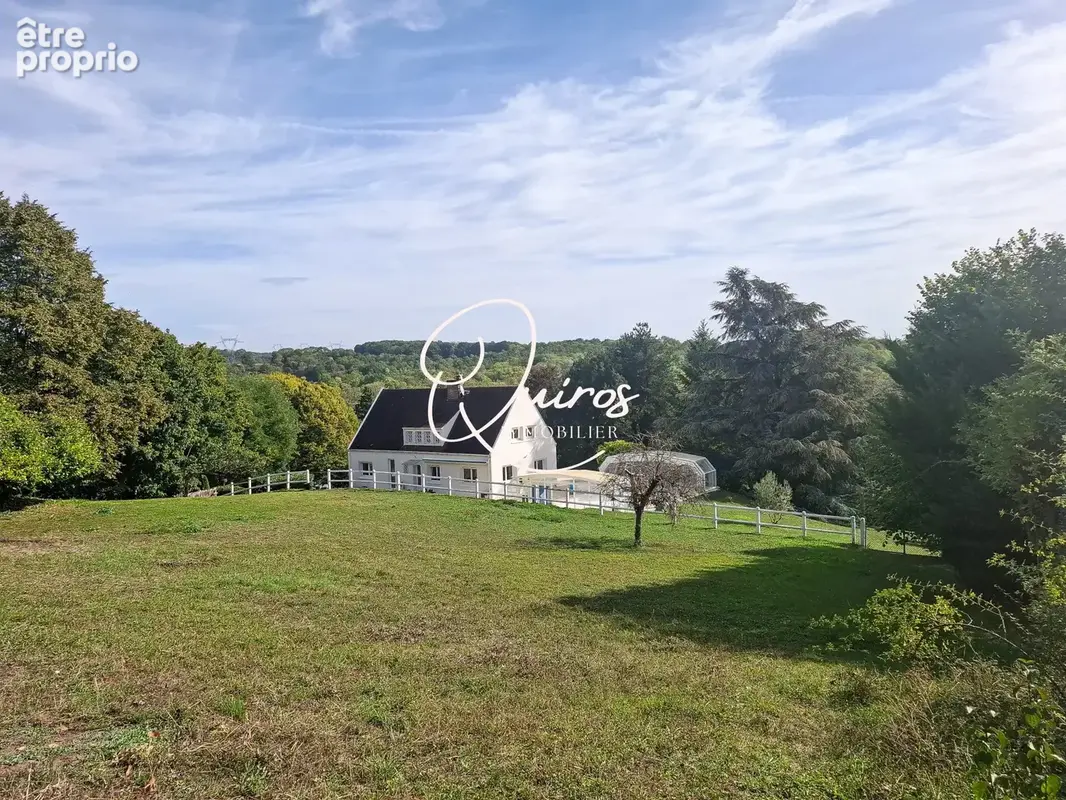 Maison 7 pièces 212 m² à vendre à Osny (95520) - photo 1
