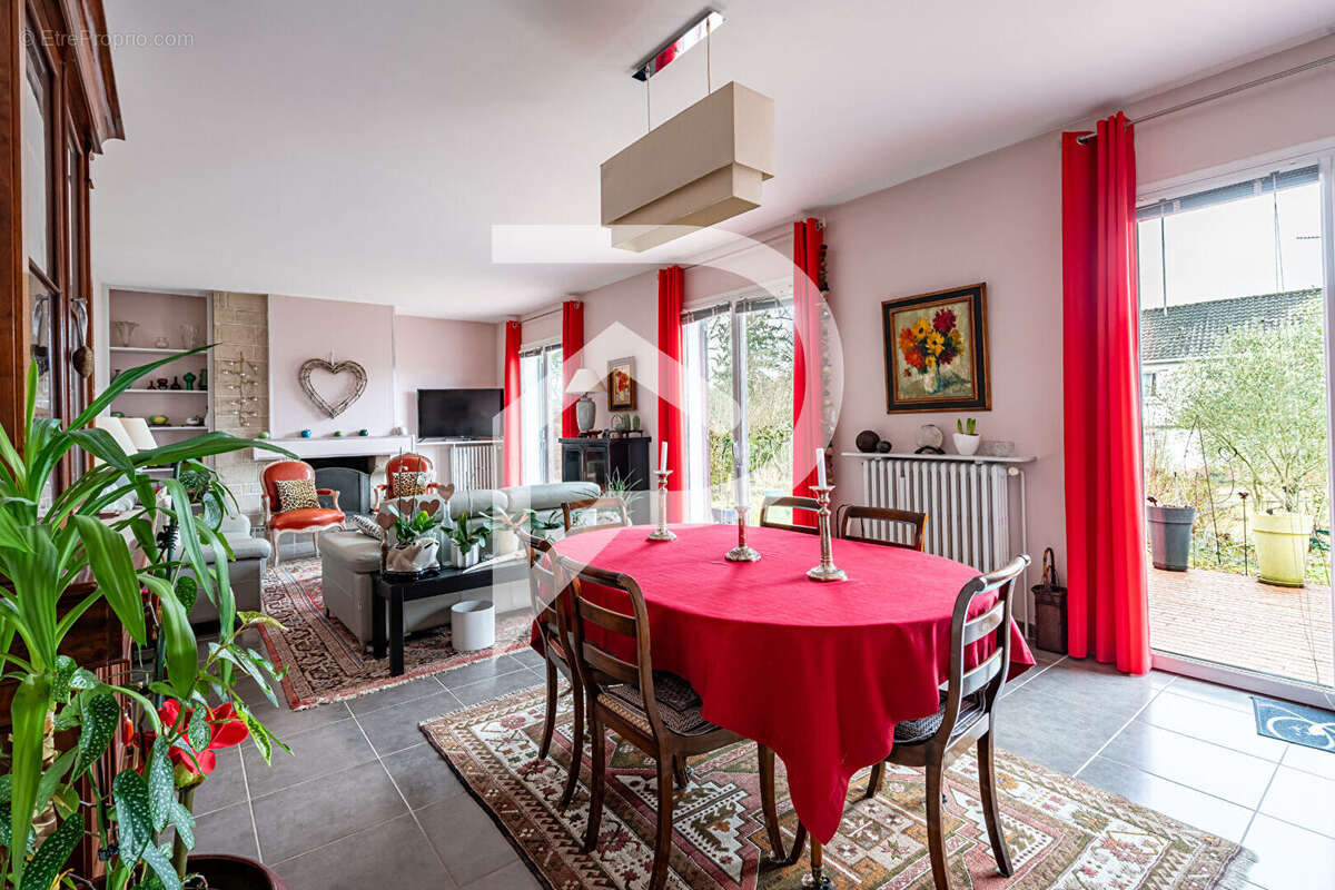 Maison à OLIVET