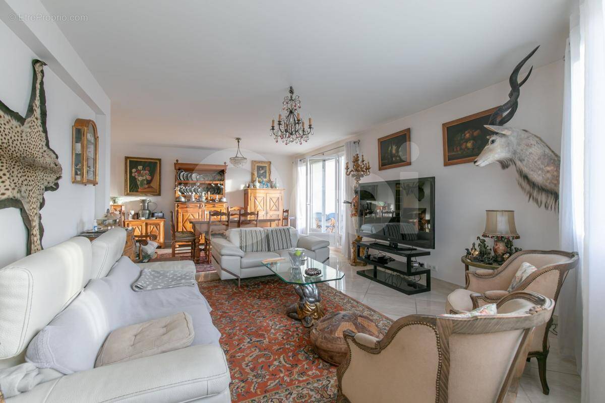 Appartement à NOGENT-SUR-MARNE