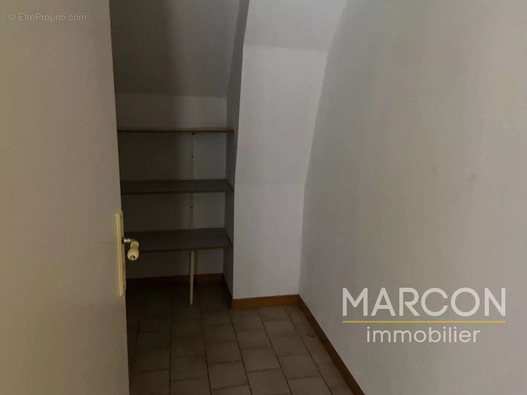 Maison à NOUZEROLLES