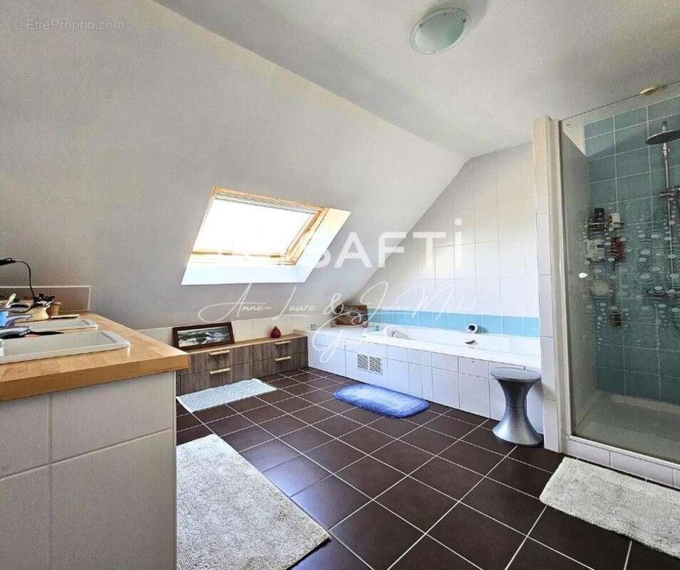 Appartement 170 m² à Brech  - photo 9