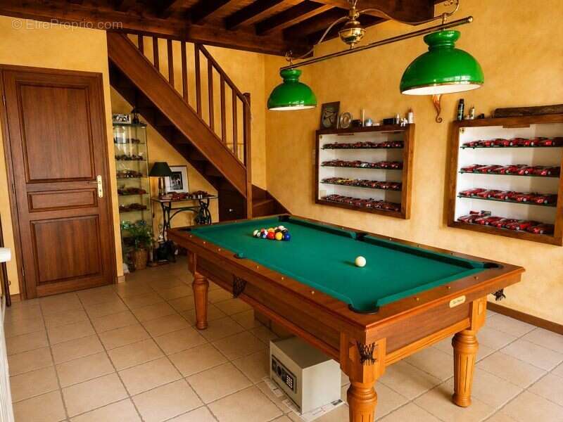 Maison en pierre de 8 pièces principales - photo 7