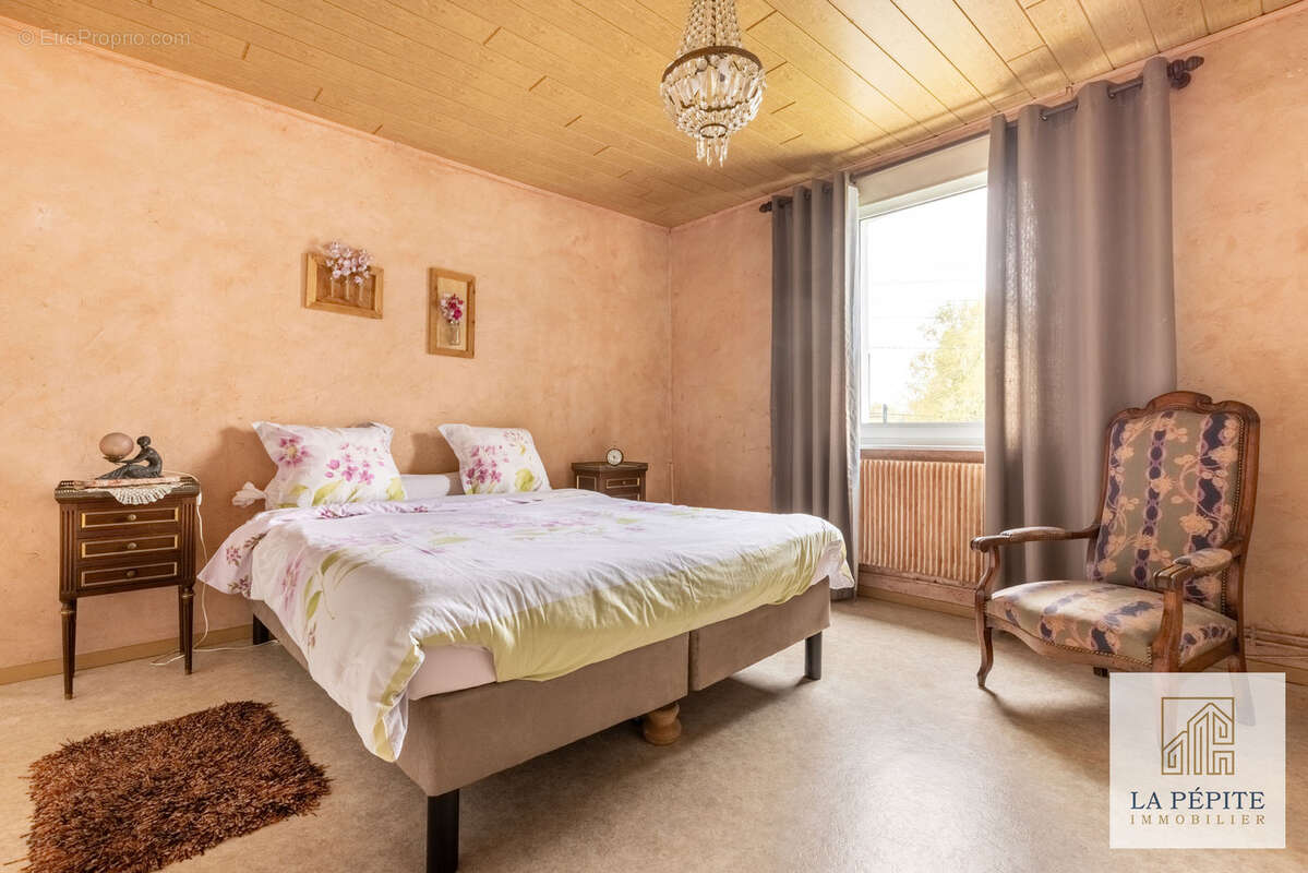 Maison à CONDE-SUR-L&#039;ESCAUT