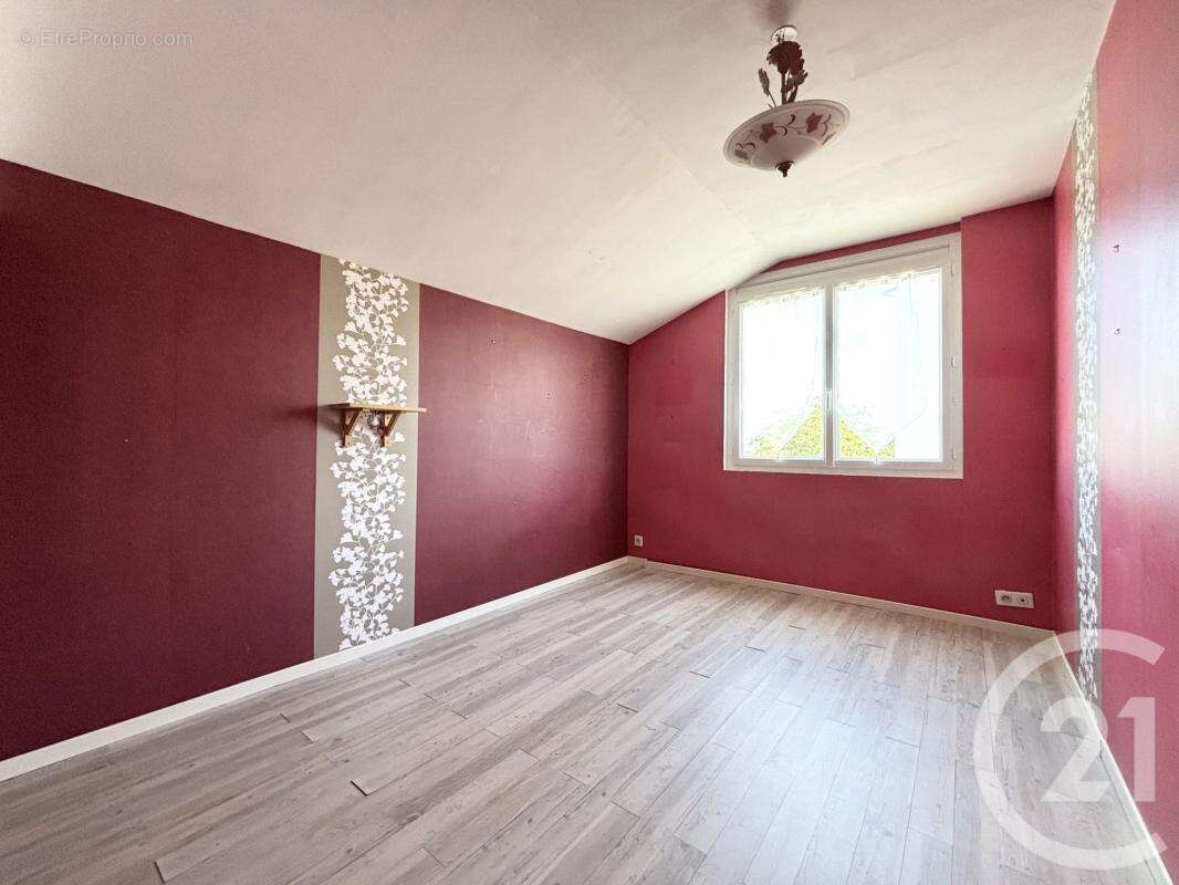 Maison 165 m² à Limoges  - photo 13