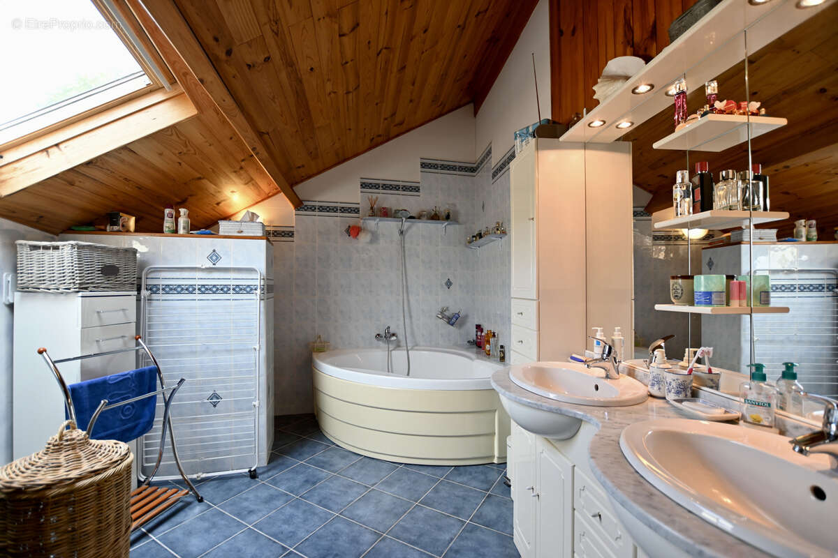 Maison à MOUX-EN-MORVAN