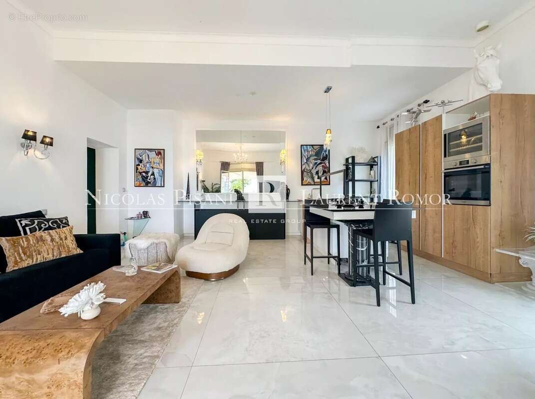 Appartement à BEAULIEU-SUR-MER