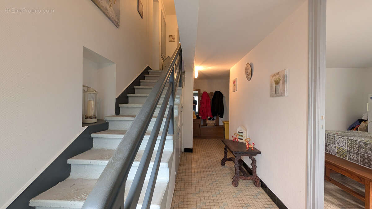 Maison à LA COURONNE