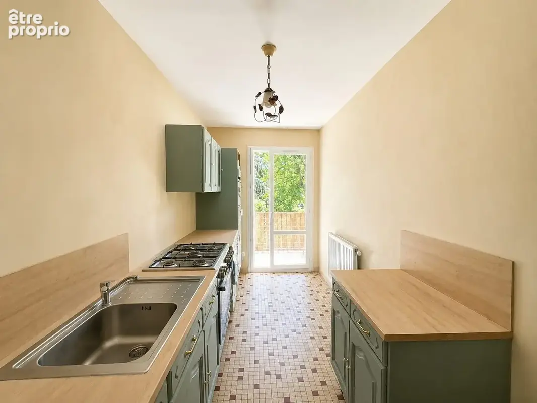 Appartement 70 m² à Saint-Jean-De-Braye  - photo 4