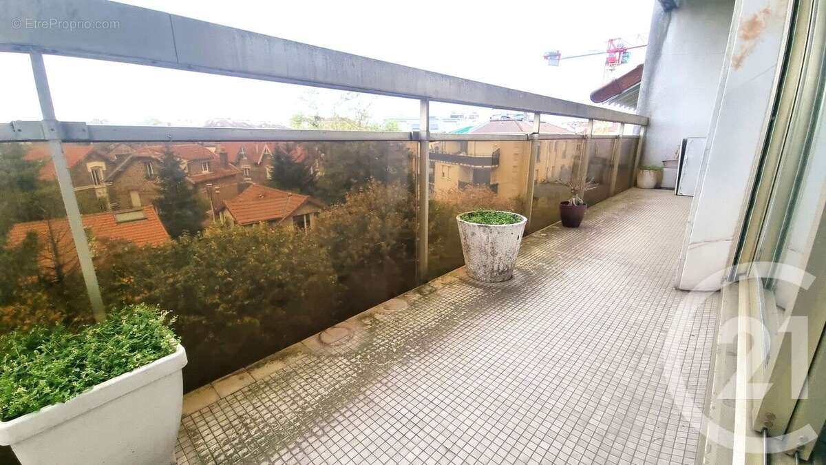 Appartement à SAINT-MAUR-DES-FOSSES