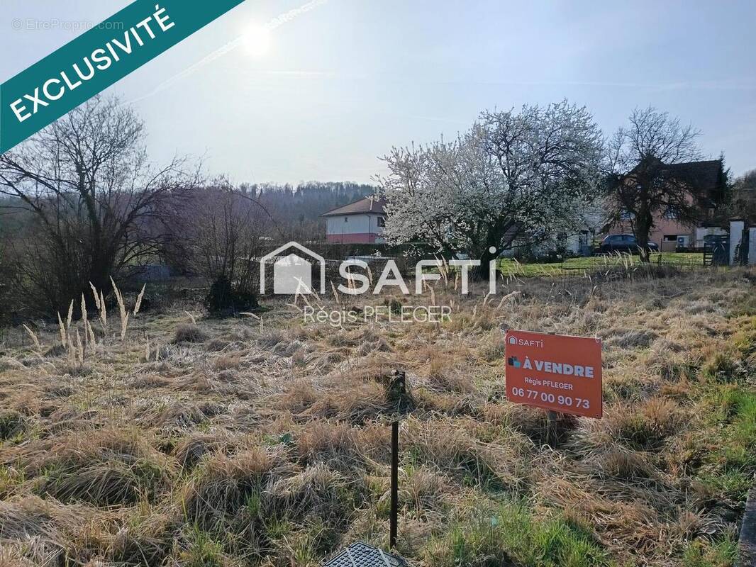 Photo 1 - Terrain à BEAUCOURT