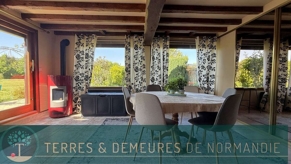 Maison à OSMOY-SAINT-VALERY