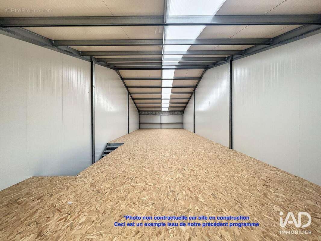 Photo 5 - Commerce à CHEVRY-COSSIGNY