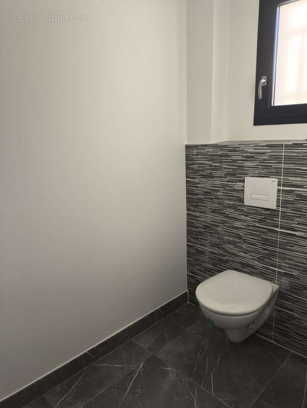 Maison à THEZAN-DES-CORBIERES