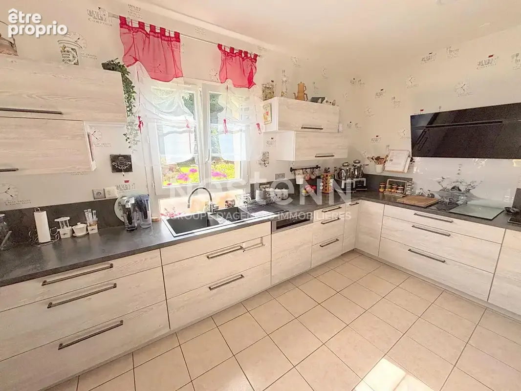 Maison Chaumont En Vexin - 254 m2 - 7 chambres - garage double - 1500m² de terrain - photo 7