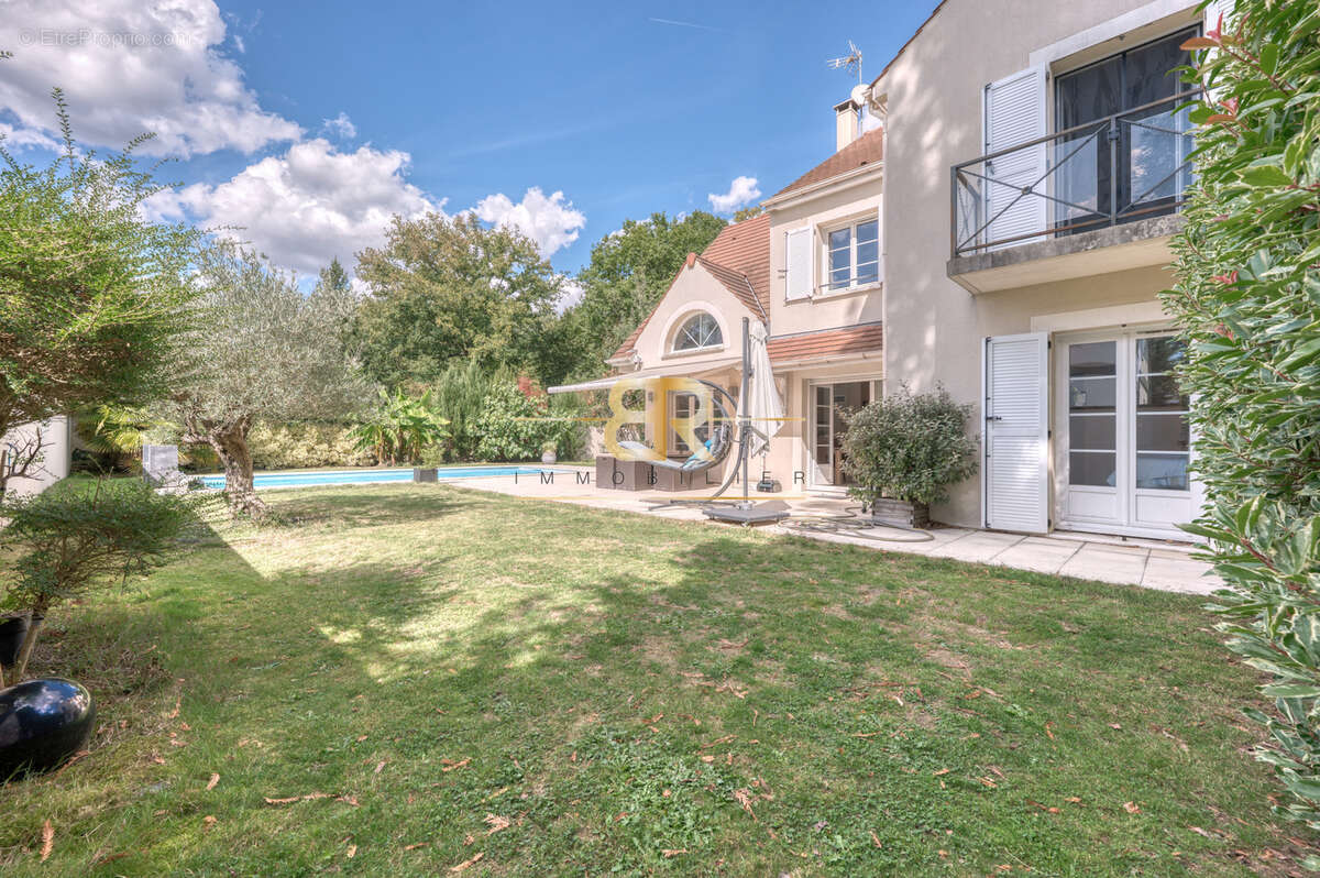 Maison à SUCY-EN-BRIE