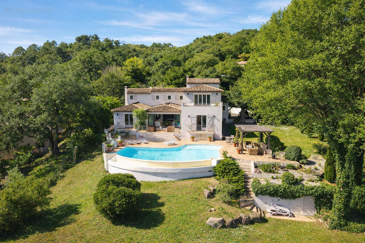 Maison à LES ADRETS-DE-L'ESTEREL