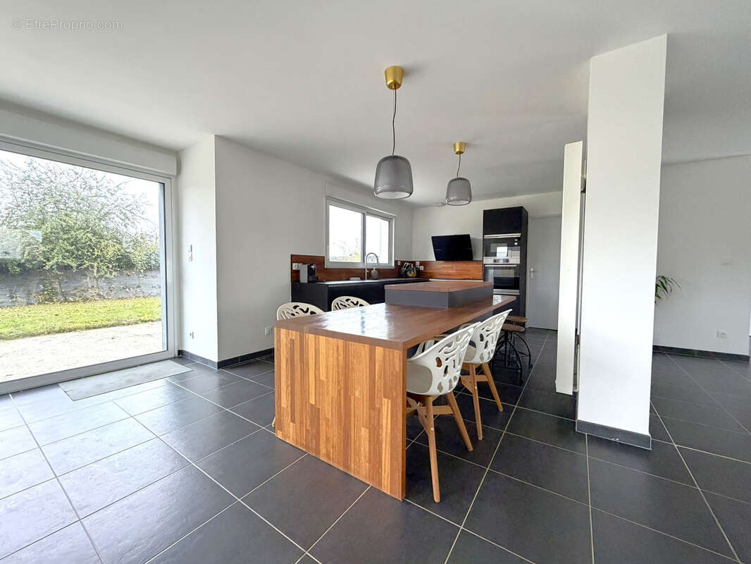 Maison à ALLENNES-LES-MARAIS