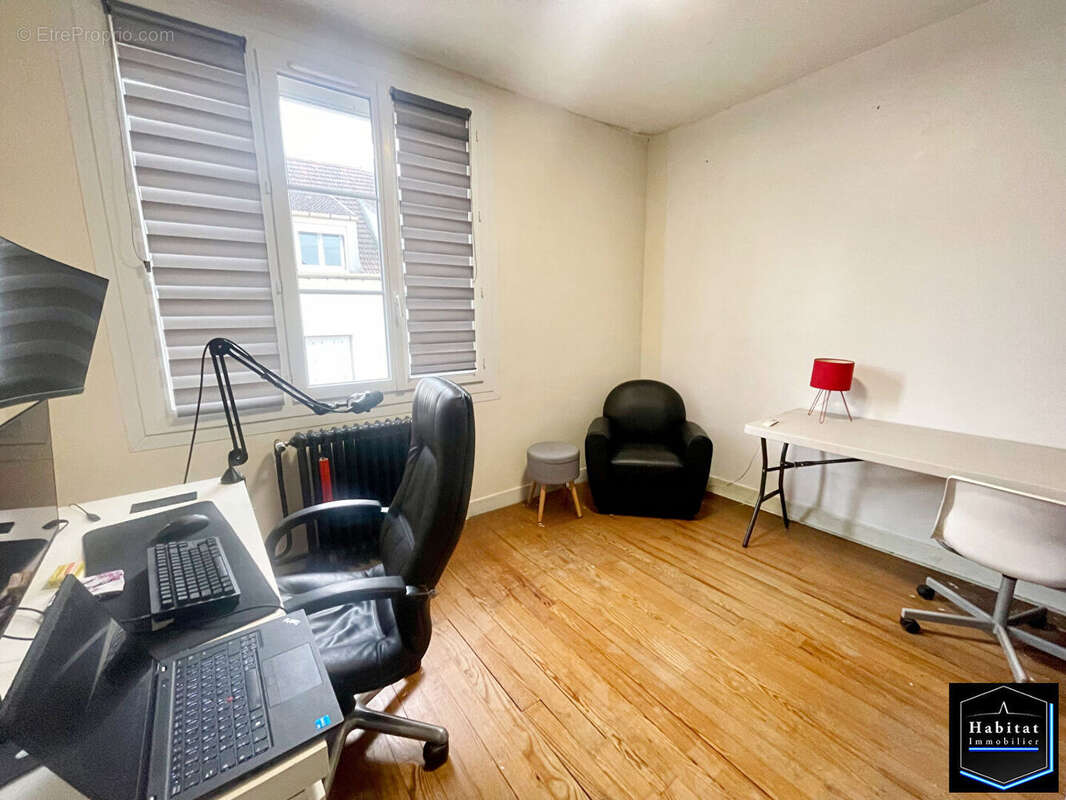 Maison à NANTEUIL-LE-HAUDOUIN