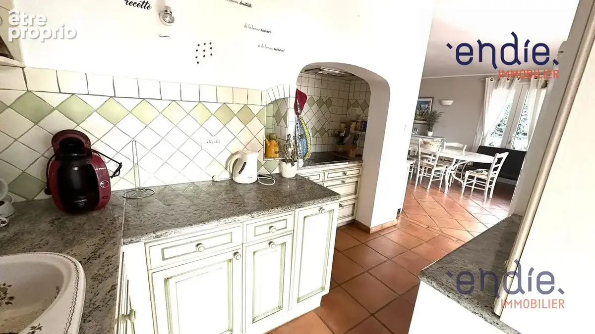 Maison 4 pièces 142 m² à vendre à Lorgues (83510) - photo 8