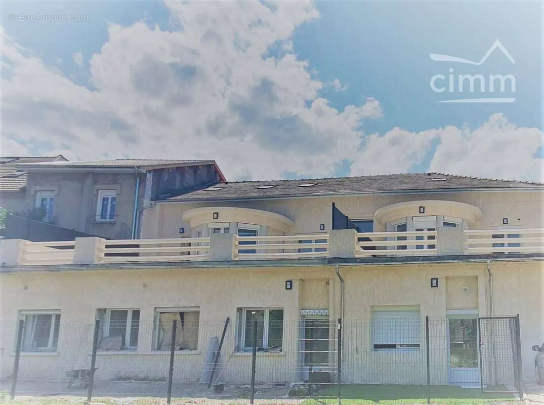 Appartement à LA TOUR-DU-PIN