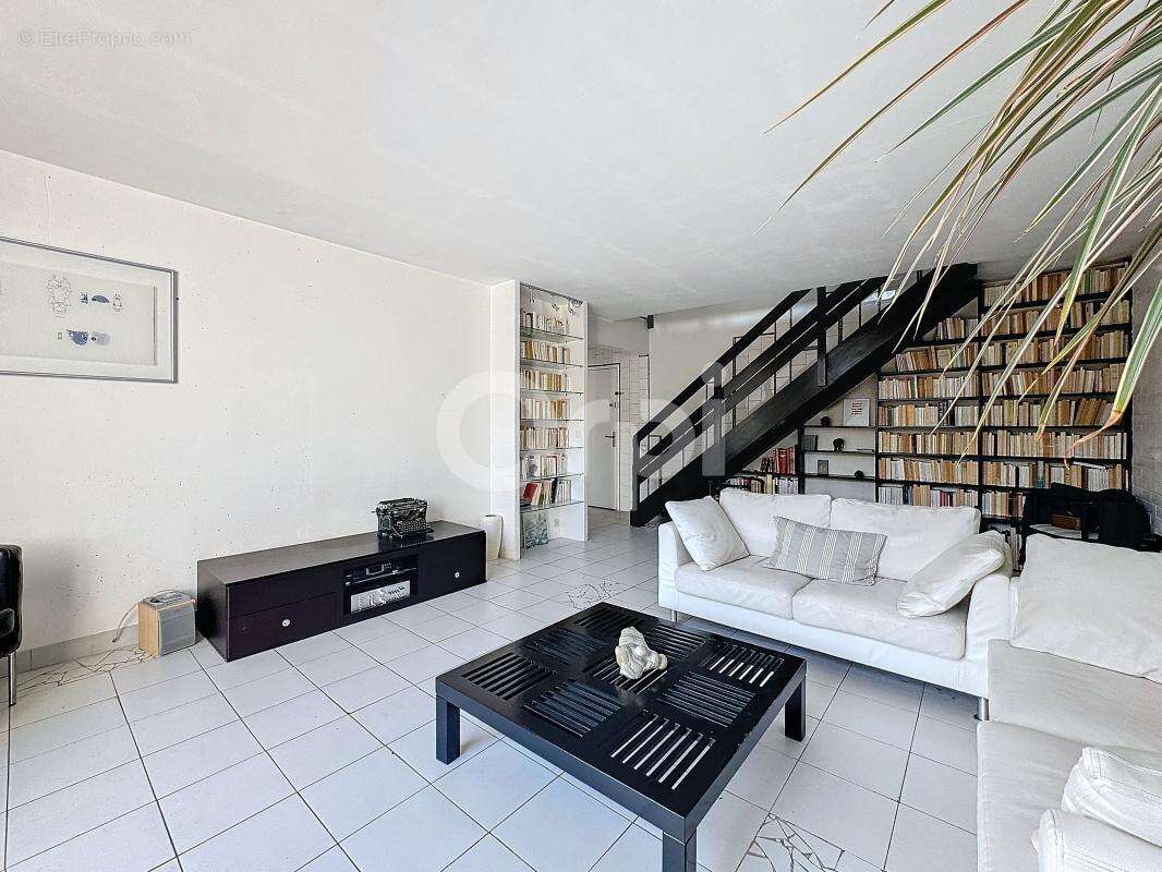 Appartement à FONTENAY-SOUS-BOIS