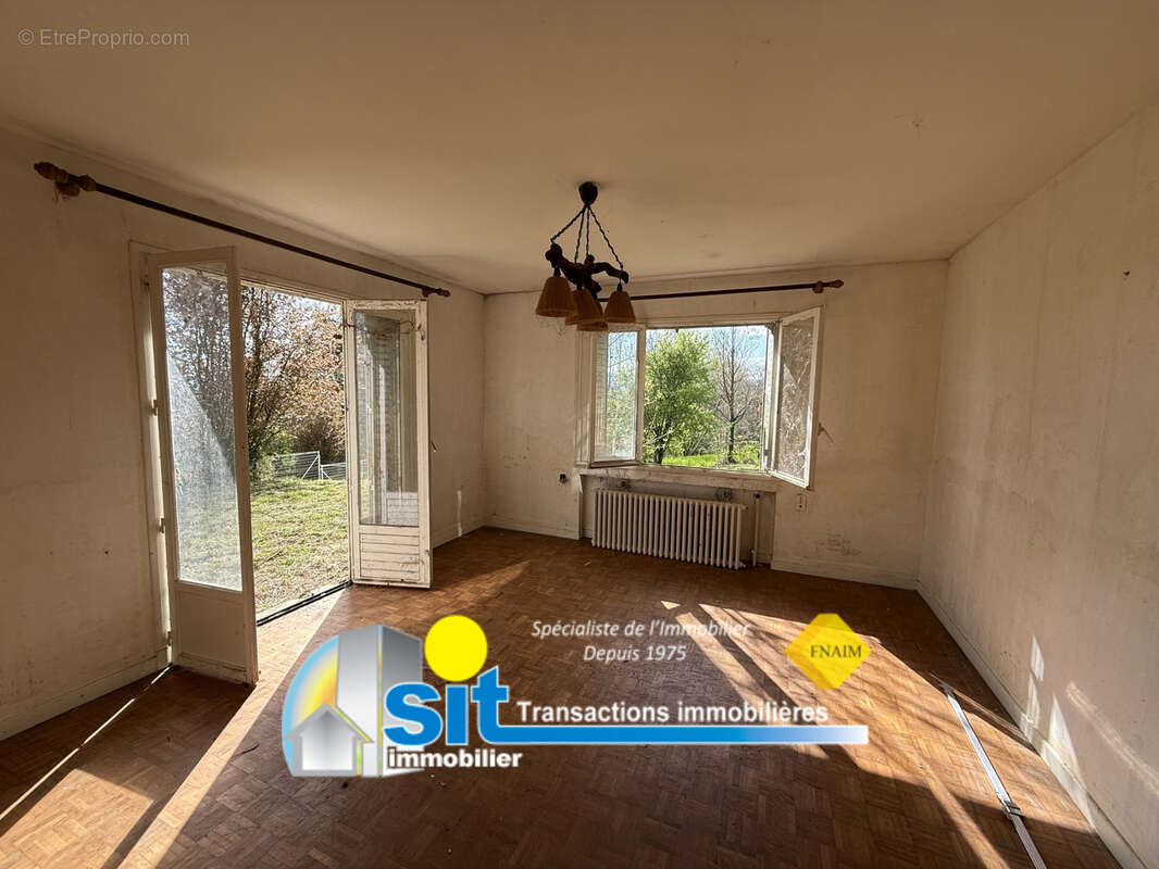 Maison à LES COTES-D&#039;AREY