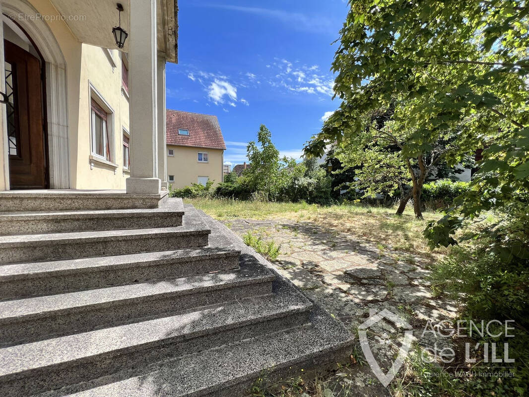 Appartement à CHATENOIS