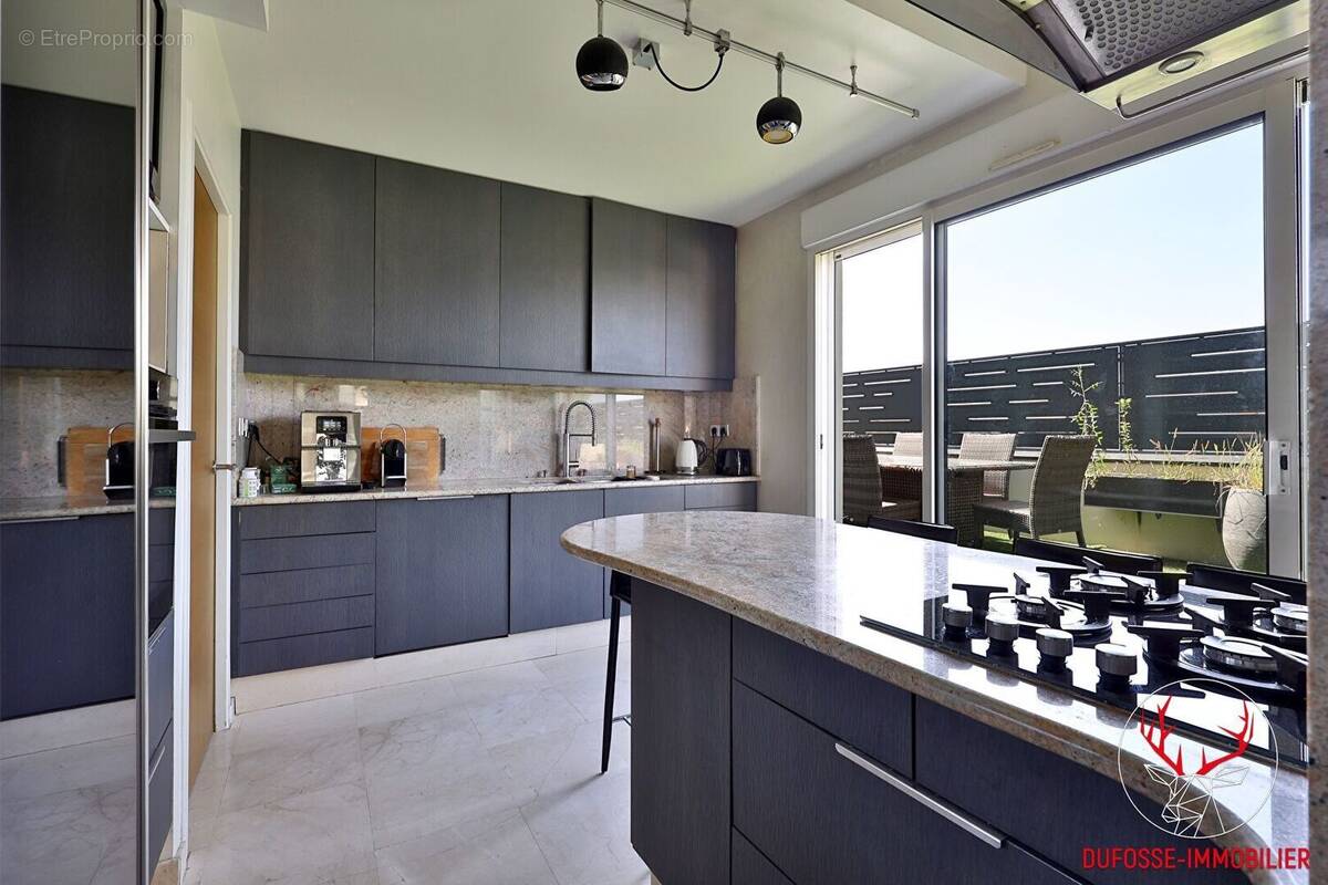 Appartement à LYON-8E