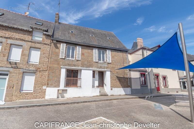Maison à GORRON