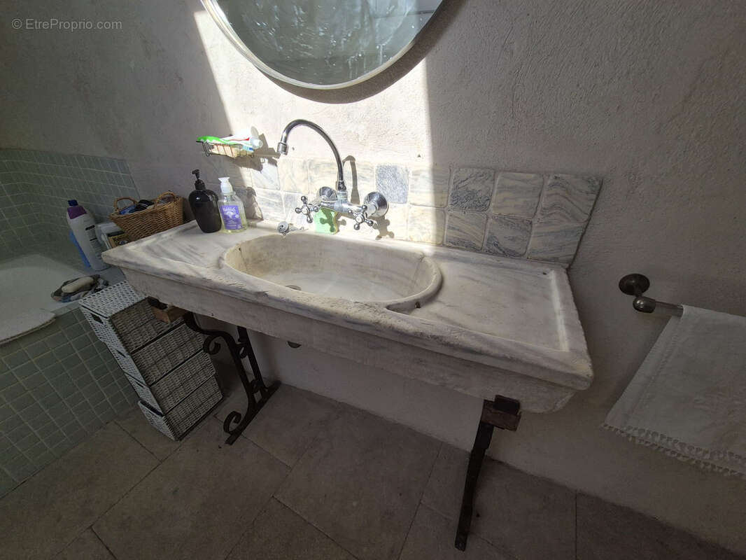 Maison à AIGUES-VIVES